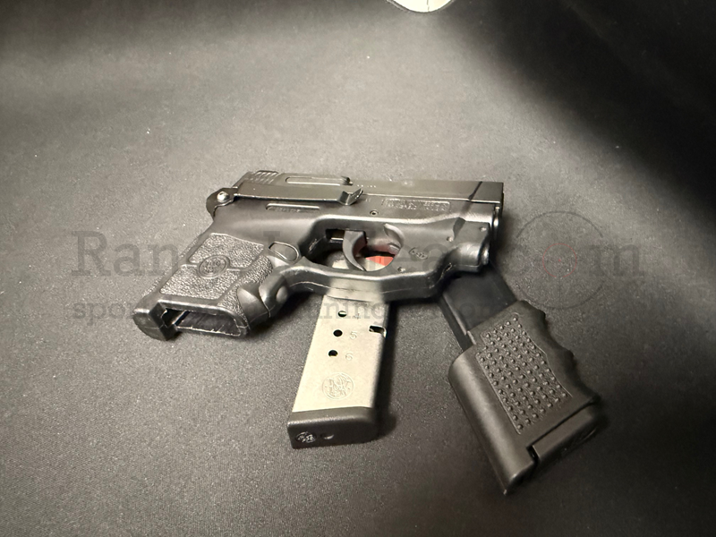 Smith & Wesson Bodyguard inkl. Laser Smith & Wesson Bodyguard inkl. Laser