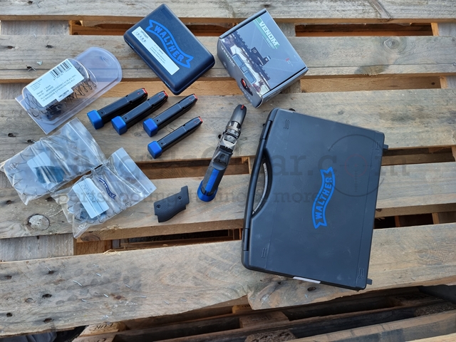 Walther Q4 SF Optics Ready inkl. Zubehör 9x19 Walther Q4 SF Optics Ready inkl. Zubehör 9x19