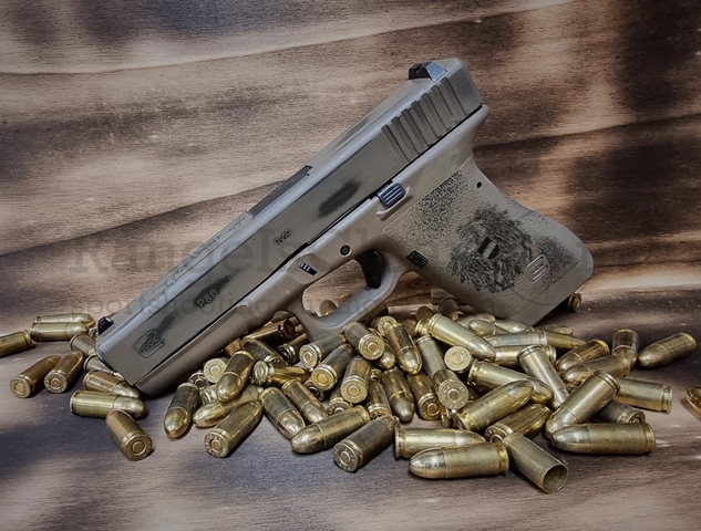 Glock P80 RangeIsClear Custom "Ostarrichi" Glock P80 RangeIsClear Custom "Ostarrichi"
